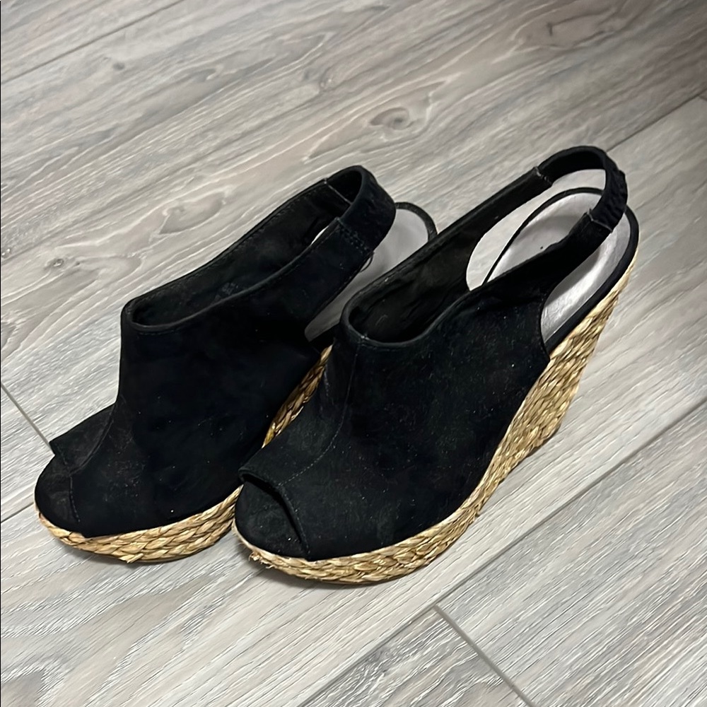 Carlos by Carlos Santana Black and Tan Wedge Sandals